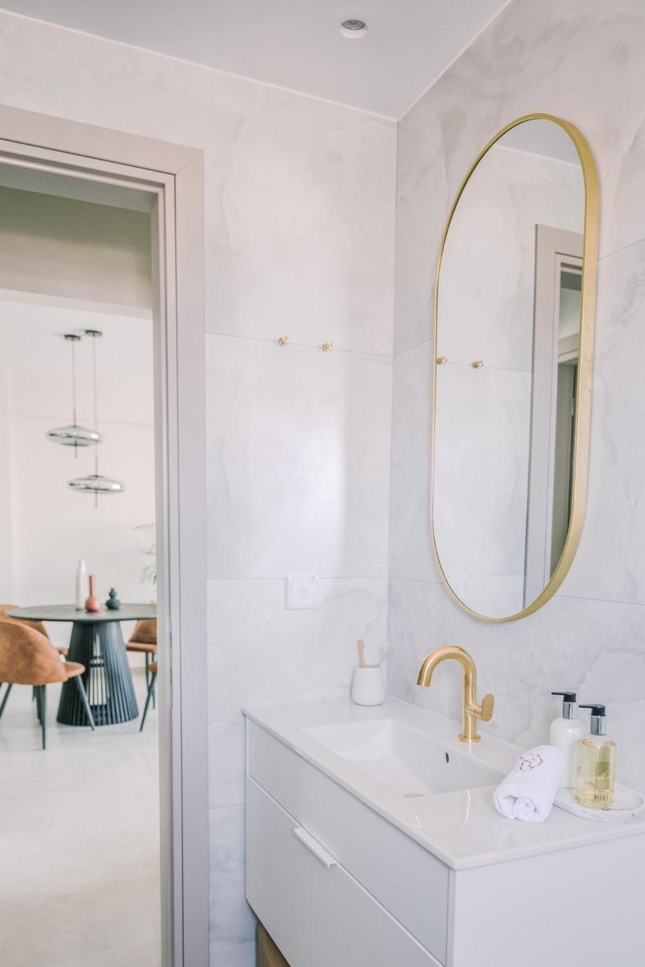 Hama Luxury Seaside Apartments Corinth Екстер'єр фото